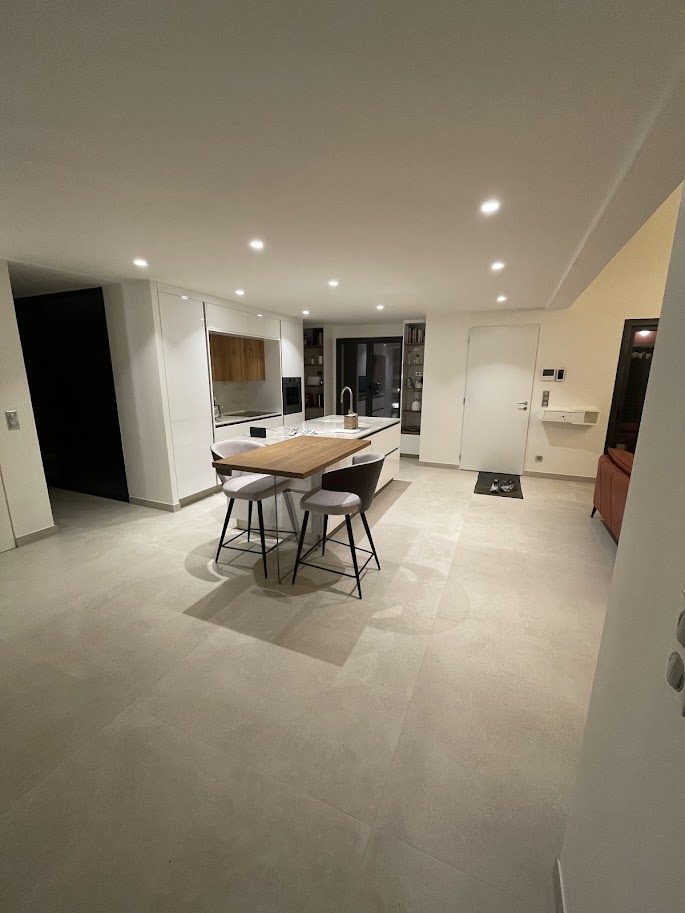 Vue du chantier Rénovation d'un pavillon à marcq - Premier plan des travaux réalisés